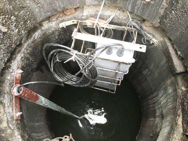 天台水位检测井